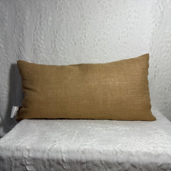 Vintage-Inspired Merry Christmas Linen Decorative Pillow country farmhouse - Picture 3 of 7